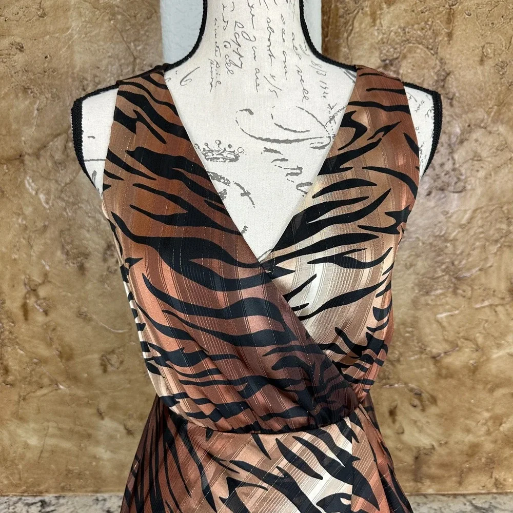 LPA Maxi Dress Womens XS Nikki Tiger Stripe Animal Print Asymmetric Flowy‎